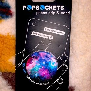 Phone pop socket